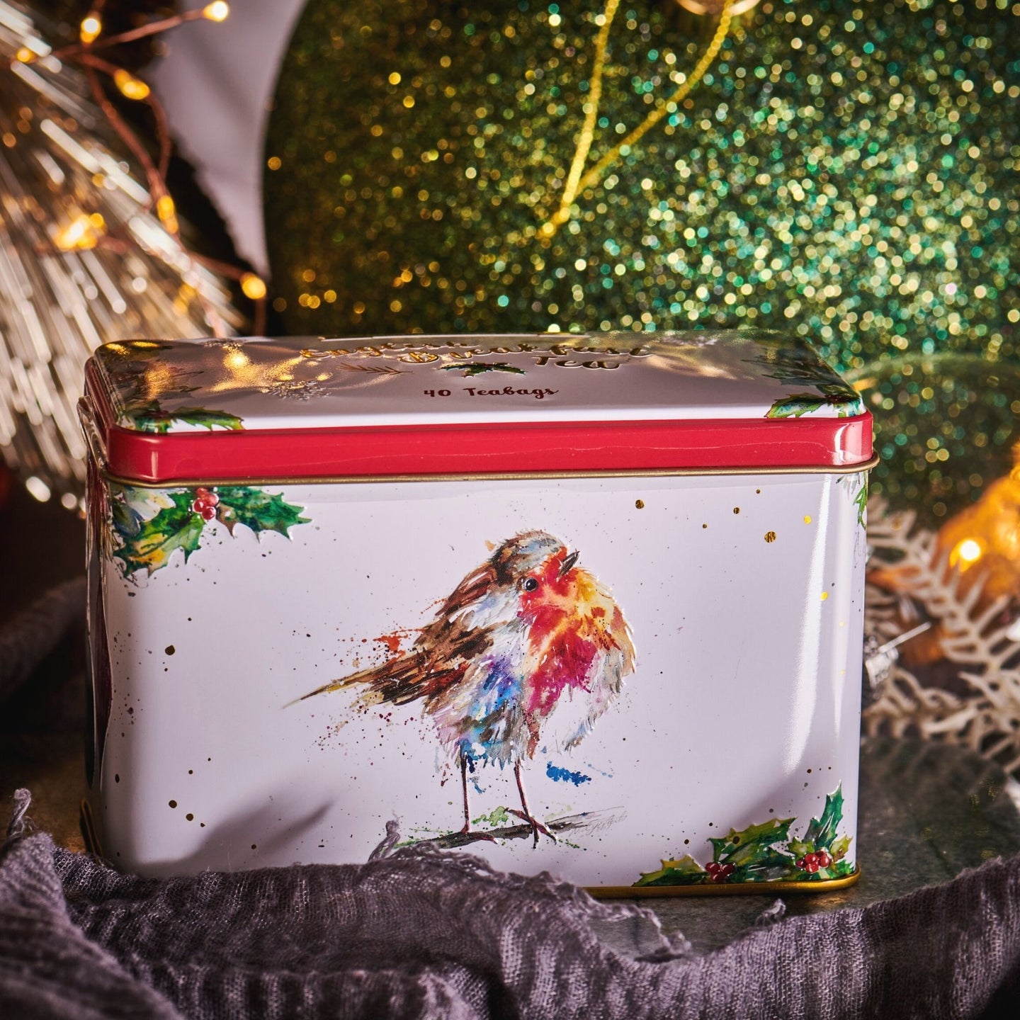 Christmas Robin Tea Tin with 40 English Breakfast Teabags Black Tea New English Teas 